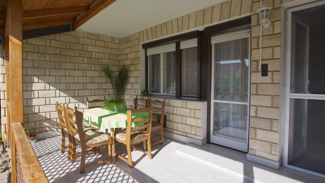 Vila Lilla Vendeghaz Hajdúszoboszló Exteriér fotografie