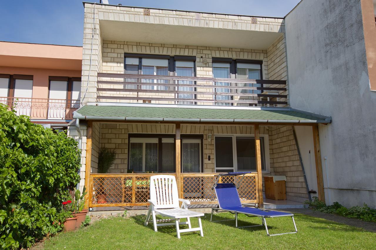 Vila Lilla Vendeghaz Hajdúszoboszló Exteriér fotografie